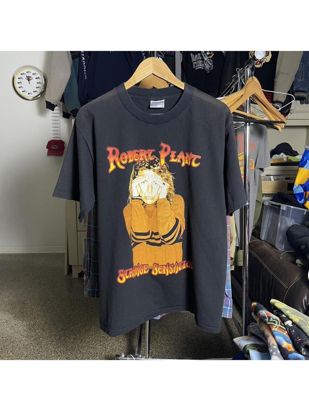 Vintage 2001 Robert Plant Band Shirt